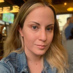 Meet your Posher, Lindsey